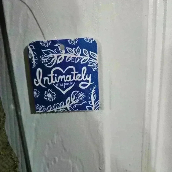 NWT Free People Women’s Adella Camisole Olive Sparrow - Picture 6 of 6